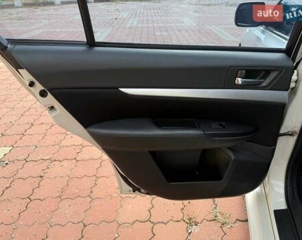 Білий Субару Легасі, об'ємом двигуна 1.99 л та пробігом 109 тис. км за 8199 $, фото 31 на Automoto.ua