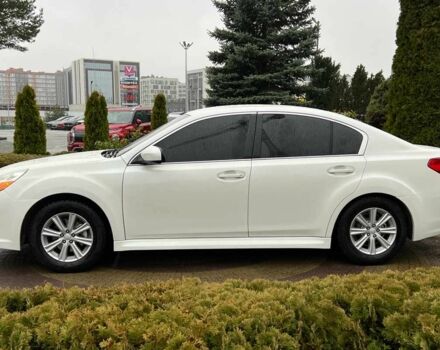 Белый Субару Легаси, объемом двигателя 2.5 л и пробегом 360 тыс. км за 6500 $, фото 3 на Automoto.ua