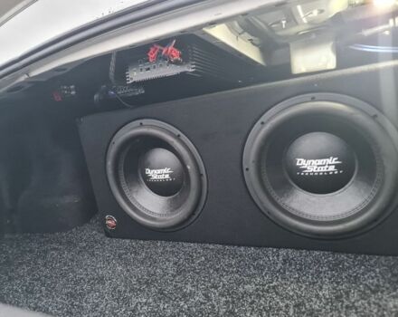 Белый Субару Легаси, объемом двигателя 2.5 л и пробегом 180 тыс. км за 9800 $, фото 3 на Automoto.ua