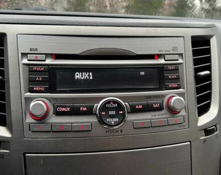 Белый Субару Легаси, объемом двигателя 2.5 л и пробегом 360 тыс. км за 6500 $, фото 16 на Automoto.ua