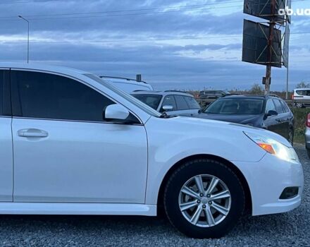 Белый Субару Легаси, объемом двигателя 2.5 л и пробегом 360 тыс. км за 6990 $, фото 7 на Automoto.ua