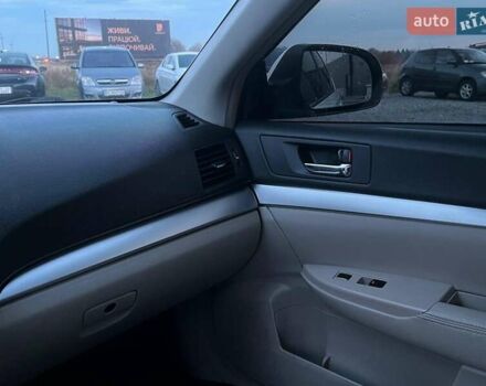 Белый Субару Легаси, объемом двигателя 2.5 л и пробегом 360 тыс. км за 6990 $, фото 28 на Automoto.ua