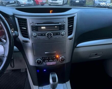 Белый Субару Легаси, объемом двигателя 2.5 л и пробегом 360 тыс. км за 6990 $, фото 24 на Automoto.ua