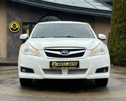 Белый Субару Легаси, объемом двигателя 2.5 л и пробегом 360 тыс. км за 6500 $, фото 1 на Automoto.ua