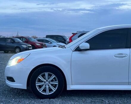 Белый Субару Легаси, объемом двигателя 2.5 л и пробегом 360 тыс. км за 6990 $, фото 1 на Automoto.ua