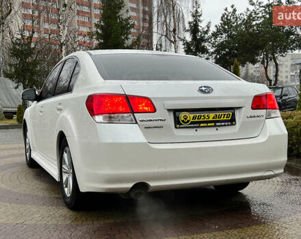 Білий Субару Легасі, об'ємом двигуна 2.46 л та пробігом 360 тис. км за 6500 $, фото 4 на Automoto.ua