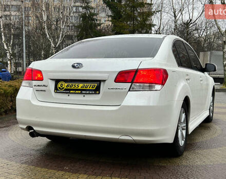 Білий Субару Легасі, об'ємом двигуна 2.46 л та пробігом 360 тис. км за 6500 $, фото 6 на Automoto.ua
