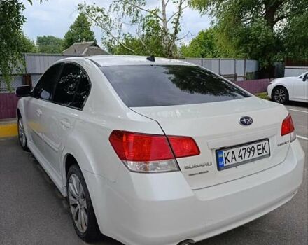 Белый Субару Легаси, объемом двигателя 2.5 л и пробегом 230 тыс. км за 7900 $, фото 9 на Automoto.ua