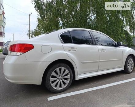 Білий Субару Легасі, об'ємом двигуна 2.5 л та пробігом 230 тис. км за 7600 $, фото 7 на Automoto.ua