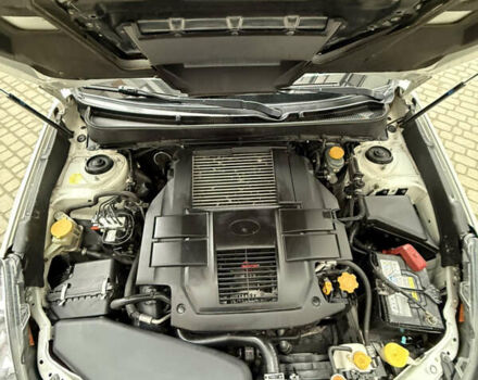 Белый Субару Легаси, объемом двигателя 2.46 л и пробегом 178 тыс. км за 10999 $, фото 17 на Automoto.ua