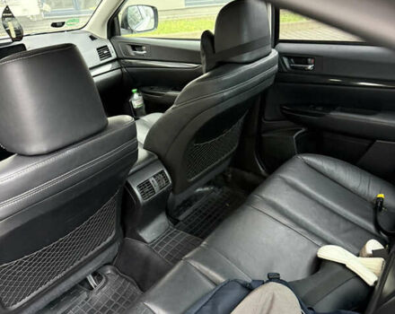 Белый Субару Легаси, объемом двигателя 2.46 л и пробегом 178 тыс. км за 10999 $, фото 10 на Automoto.ua