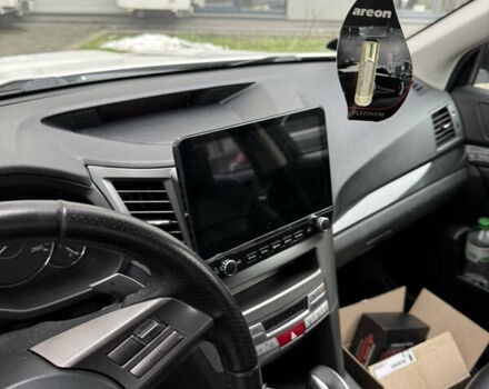 Белый Субару Легаси, объемом двигателя 2.46 л и пробегом 178 тыс. км за 10999 $, фото 14 на Automoto.ua