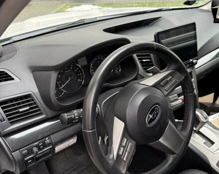 Белый Субару Легаси, объемом двигателя 2.46 л и пробегом 178 тыс. км за 10999 $, фото 11 на Automoto.ua