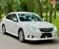 Белый Субару Легаси, объемом двигателя 2 л и пробегом 179 тыс. км за 9999 $, фото 1 на Automoto.ua