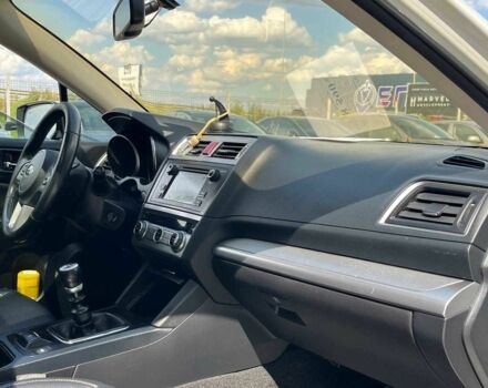 Белый Субару Легаси, объемом двигателя 2.5 л и пробегом 237 тыс. км за 6800 $, фото 19 на Automoto.ua