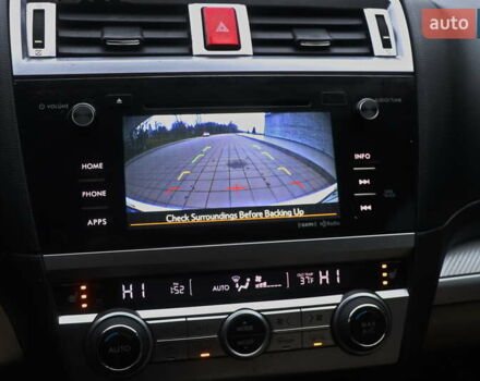 Белый Субару Легаси, объемом двигателя 2.5 л и пробегом 240 тыс. км за 8999 $, фото 22 на Automoto.ua