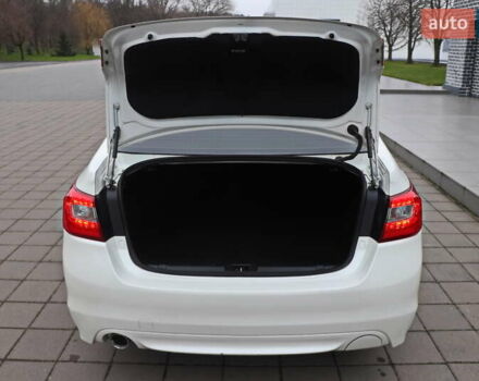 Белый Субару Легаси, объемом двигателя 2.5 л и пробегом 240 тыс. км за 8999 $, фото 23 на Automoto.ua