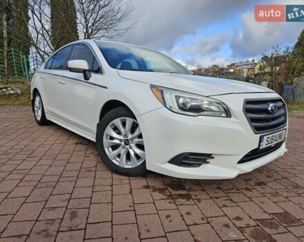 Белый Субару Легаси, объемом двигателя 2.5 л и пробегом 161 тыс. км за 10000 $, фото 7 на Automoto.ua