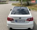 Белый Субару Легаси, объемом двигателя 2.5 л и пробегом 190 тыс. км за 10500 $, фото 6 на Automoto.ua