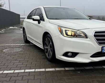 Білий Субару Легасі, об'ємом двигуна 2.5 л та пробігом 150 тис. км за 9888 $, фото 1 на Automoto.ua