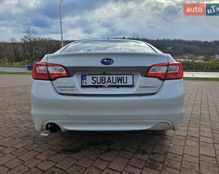Белый Субару Легаси, объемом двигателя 2.5 л и пробегом 161 тыс. км за 10000 $, фото 4 на Automoto.ua