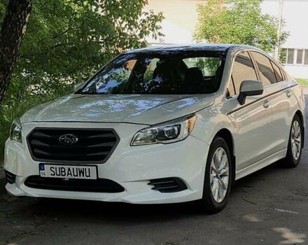 Белый Субару Легаси, объемом двигателя 2.5 л и пробегом 160 тыс. км за 12500 $, фото 6 на Automoto.ua