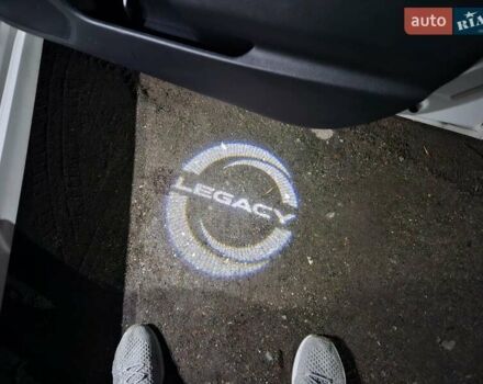 Белый Субару Легаси, объемом двигателя 2.5 л и пробегом 161 тыс. км за 10000 $, фото 19 на Automoto.ua
