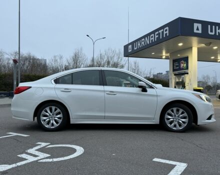 Белый Субару Легаси, объемом двигателя 2.5 л и пробегом 102 тыс. км за 11900 $, фото 2 на Automoto.ua