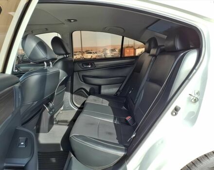 Белый Субару Легаси, объемом двигателя 2.5 л и пробегом 72 тыс. км за 9000 $, фото 10 на Automoto.ua