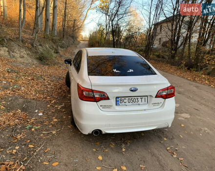 Белый Субару Легаси, объемом двигателя 2.5 л и пробегом 175 тыс. км за 10500 $, фото 7 на Automoto.ua