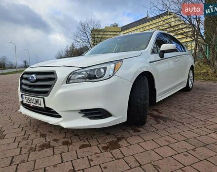 Белый Субару Легаси, объемом двигателя 2.5 л и пробегом 161 тыс. км за 10000 $, фото 2 на Automoto.ua