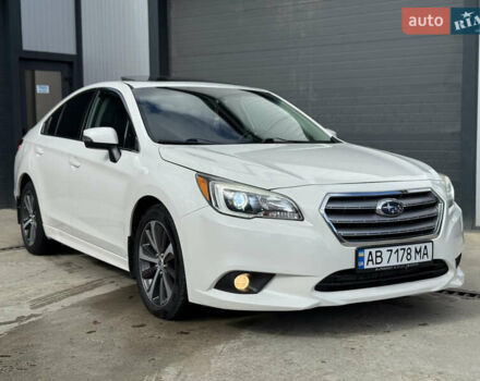 Белый Субару Легаси, объемом двигателя 2.46 л и пробегом 225 тыс. км за 10700 $, фото 1 на Automoto.ua