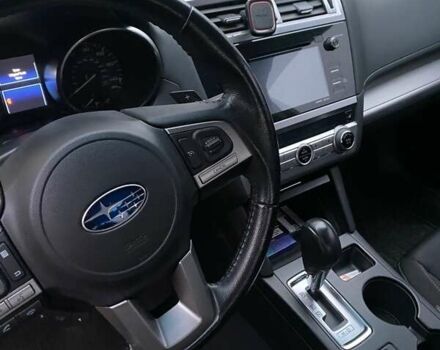 Білий Субару Легасі, об'ємом двигуна 2.5 л та пробігом 170 тис. км за 11200 $, фото 3 на Automoto.ua