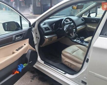 Білий Субару Легасі, об'ємом двигуна 2.46 л та пробігом 219 тис. км за 13000 $, фото 8 на Automoto.ua