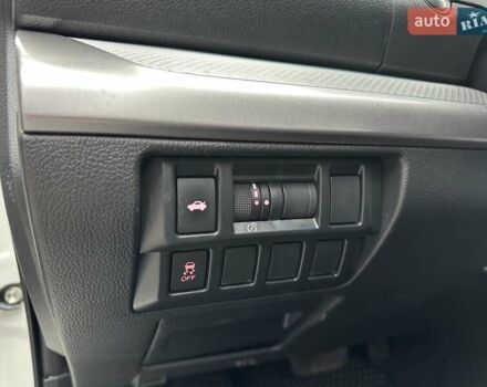 Білий Субару Легасі, об'ємом двигуна 2.5 л та пробігом 127 тис. км за 11700 $, фото 32 на Automoto.ua