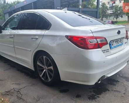 Білий Субару Легасі, об'ємом двигуна 2.46 л та пробігом 219 тис. км за 13000 $, фото 5 на Automoto.ua