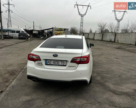 Білий Субару Легасі, об'ємом двигуна 2.5 л та пробігом 135 тис. км за 15500 $, фото 4 на Automoto.ua