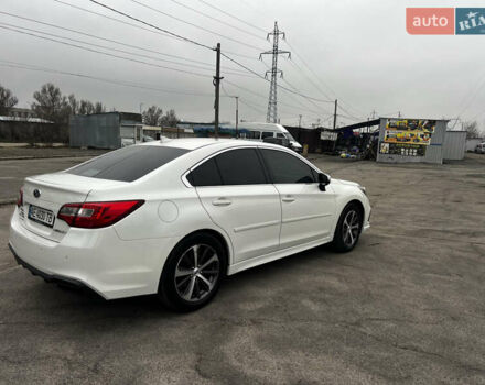 Білий Субару Легасі, об'ємом двигуна 2.5 л та пробігом 135 тис. км за 15500 $, фото 3 на Automoto.ua