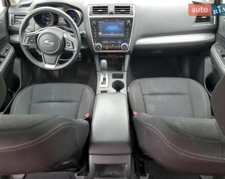 Білий Субару Легасі, об'ємом двигуна 2.46 л та пробігом 93 тис. км за 3000 $, фото 7 на Automoto.ua