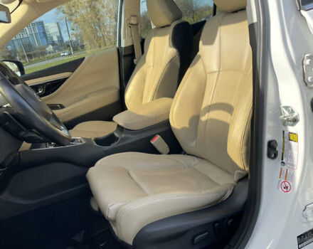 Білий Субару Легасі, об'ємом двигуна 2.5 л та пробігом 40 тис. км за 16850 $, фото 36 на Automoto.ua