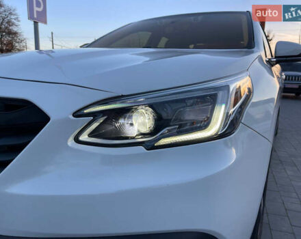 Белый Субару Легаси, объемом двигателя 2.5 л и пробегом 40 тыс. км за 15900 $, фото 9 на Automoto.ua