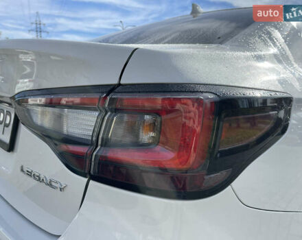 Білий Субару Легасі, об'ємом двигуна 2.5 л та пробігом 40 тис. км за 16850 $, фото 15 на Automoto.ua