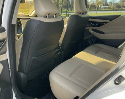 Білий Субару Легасі, об'ємом двигуна 2.5 л та пробігом 40 тис. км за 16850 $, фото 38 на Automoto.ua