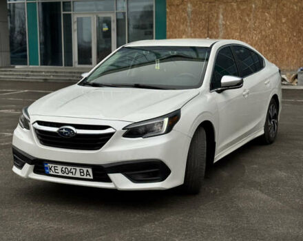 Белый Субару Легаси, объемом двигателя 2.5 л и пробегом 124 тыс. км за 18100 $, фото 3 на Automoto.ua