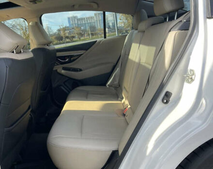 Білий Субару Легасі, об'ємом двигуна 2.5 л та пробігом 40 тис. км за 16850 $, фото 37 на Automoto.ua