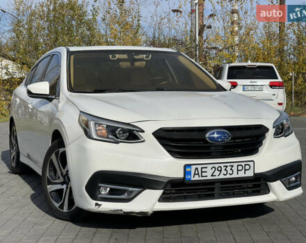 Білий Субару Легасі, об'ємом двигуна 2.5 л та пробігом 40 тис. км за 16850 $, фото 5 на Automoto.ua