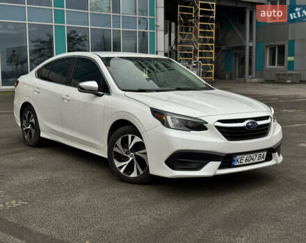 Белый Субару Легаси, объемом двигателя 2.5 л и пробегом 124 тыс. км за 18100 $, фото 2 на Automoto.ua