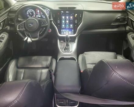 Белый Субару Легаси, объемом двигателя 2.4 л и пробегом 51 тыс. км за 3300 $, фото 7 на Automoto.ua