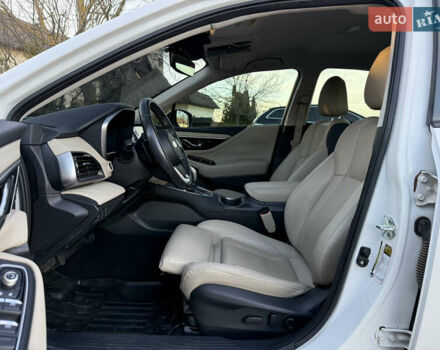 Білий Субару Легасі, об'ємом двигуна 2.5 л та пробігом 63 тис. км за 22900 $, фото 18 на Automoto.ua