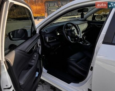 Белый Субару Легаси, объемом двигателя 2.5 л и пробегом 17 тыс. км за 23800 $, фото 7 на Automoto.ua